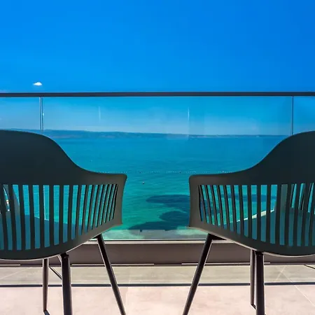 Villa Beachfront Villa Lagom, Heated Pool, Media Room *