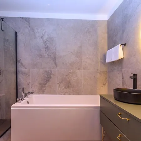 Beachfront Villa Lagom, Heated Pool, Media Room Villa